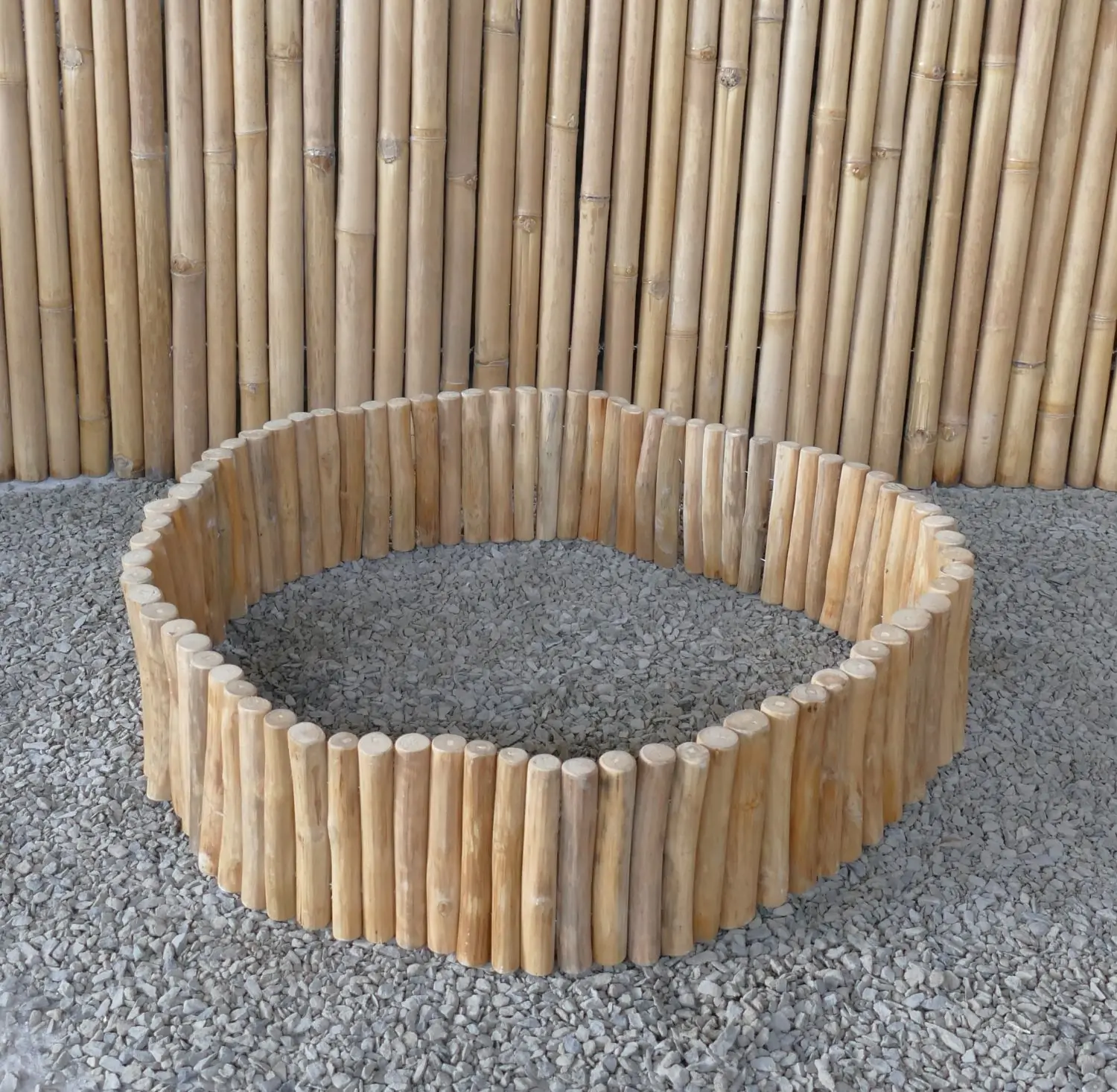 Artikelbild 9 des Artikels “Bordürenrolle aus Teakholzzweigen 250 x 20 cm aus SVLK-Teakholzzweig “